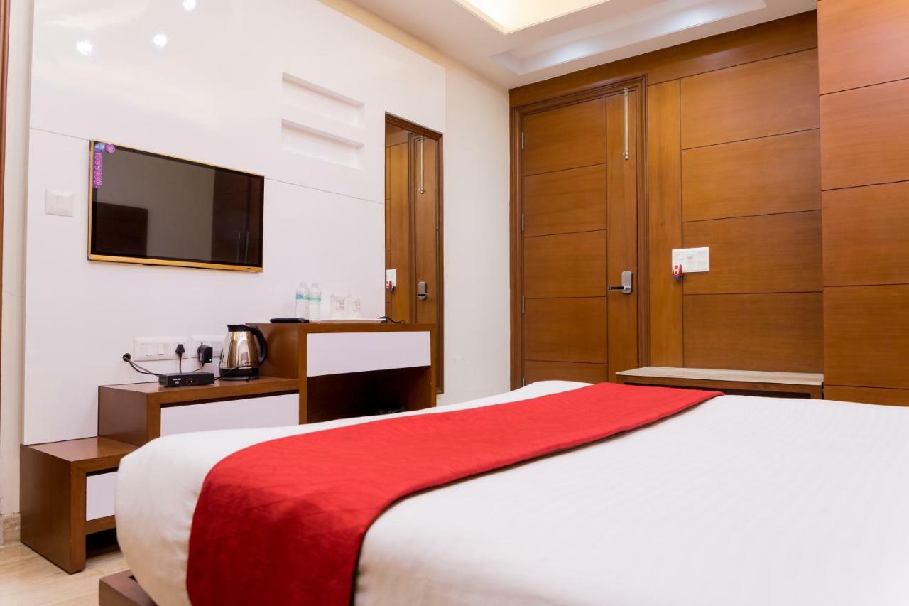 Sm Palace New Delhi Ngoại thất bức ảnh